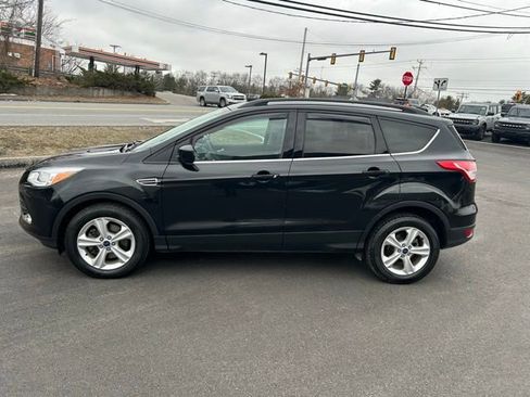 Used 2014 Ford Escape SE w/ Equipment Group 201A image 6