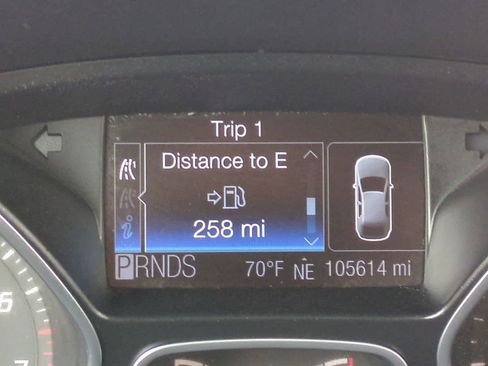 Used 2012 Ford Focus Titanium w/ Cargo Management Pkg image 34