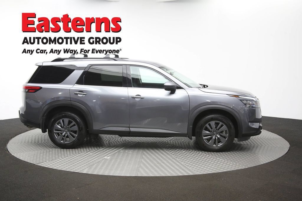 Used 2024 Nissan Pathfinder SV AWD/4WD image 47
