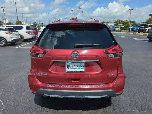 Certified 2019 Nissan Rogue SV FWD image 7