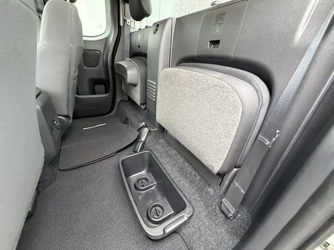 Used 2024 Nissan Frontier S w/ Technology Package image 14