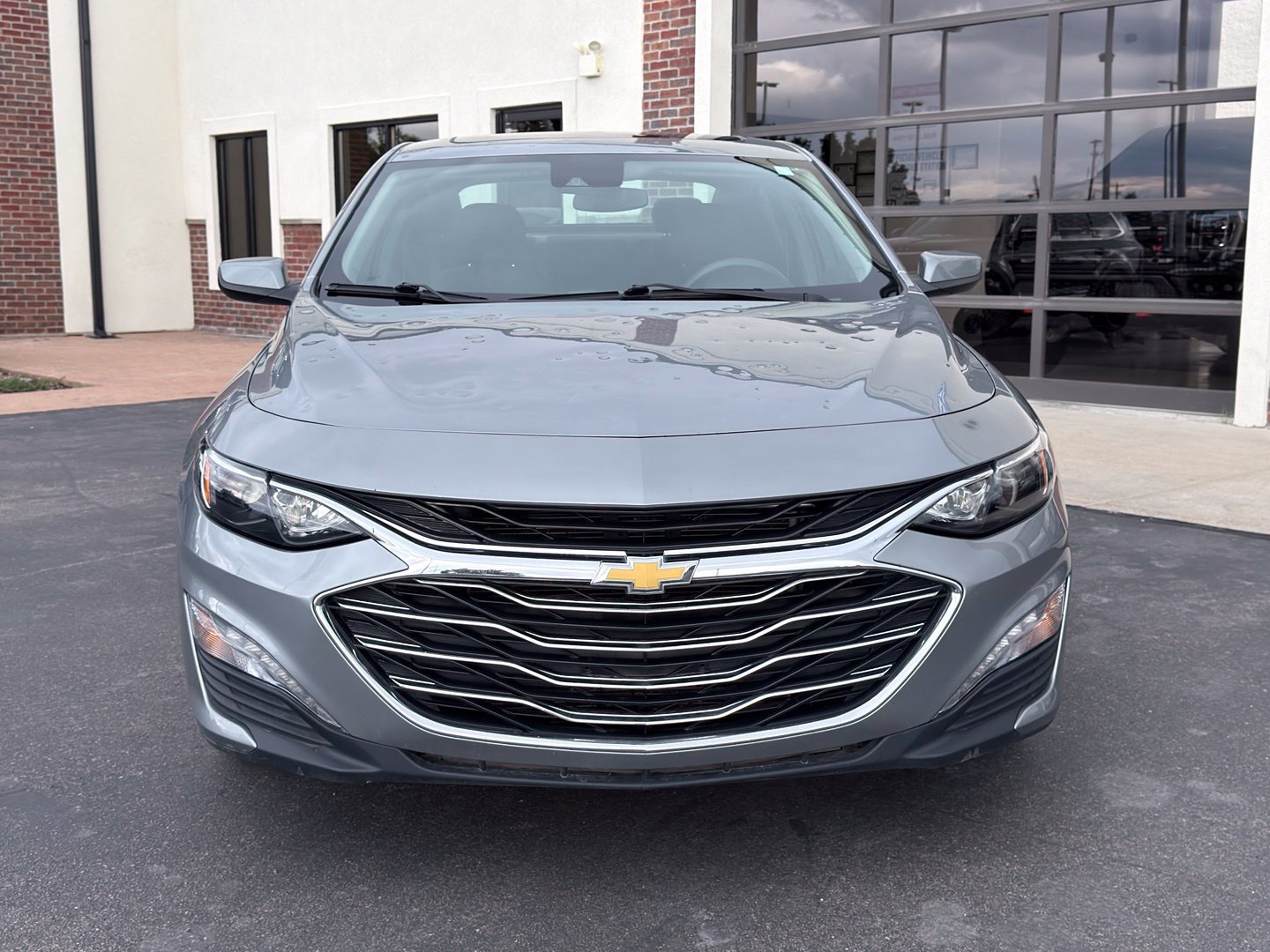 Used 2024 Chevrolet Malibu LT FWD image 3