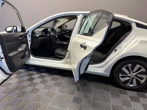 Used 2022 Nissan Altima 2.5 S image 13