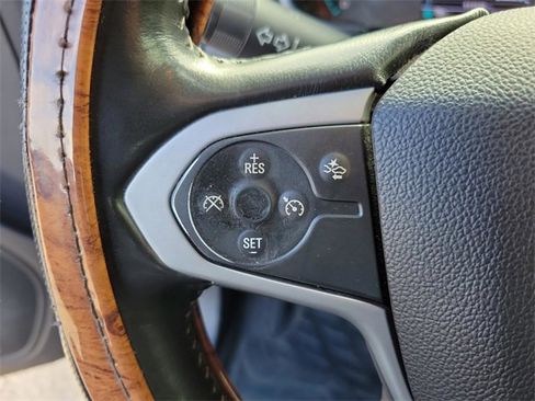 Used 2017 Chevrolet Colorado LT w/ Safety Package image 22