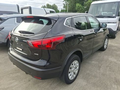 Used 2018 Nissan Rogue Sport S AWD/4WD image 5