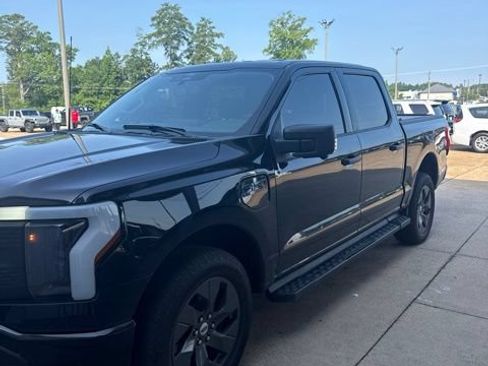 Used 2025 Ford F150 Lightning XLT AWD/4WD image 1