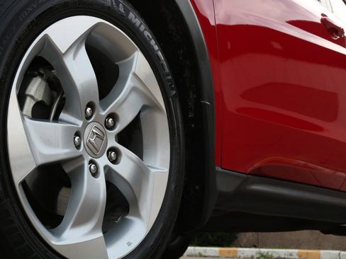 Used 2016 Honda HR-V EX-L image 16
