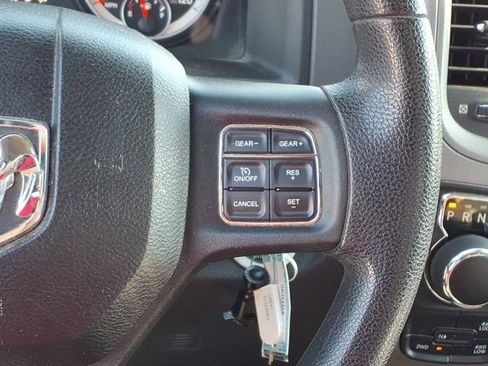 Used 2014 RAM 1500 Express AWD/4WD image 17