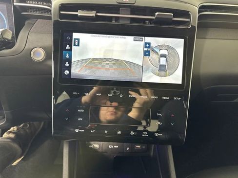 Used 2024 Hyundai Santa Cruz Limited image 22