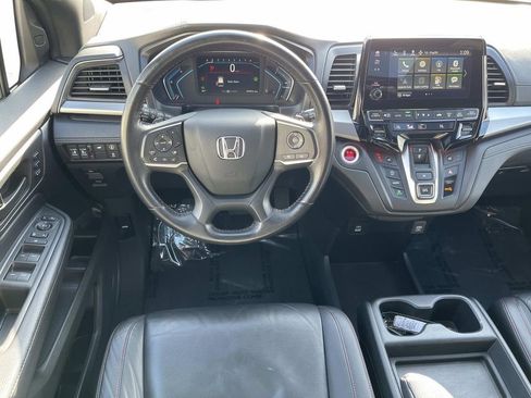 Used 2023 Honda Odyssey Sport image 14