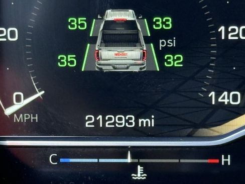 Used 2023 GMC Sierra 1500 AT4X image 13