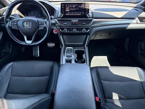 Used 2018 Honda Accord Sport image 13