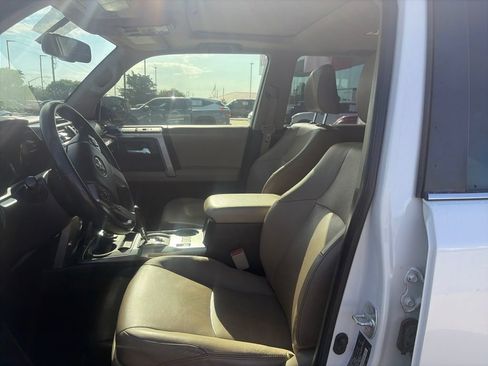 Used 2018 Toyota 4Runner Limited AWD/4WD image 37