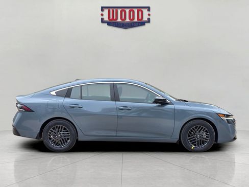 New 2026 Nissan Sentra SV image 2