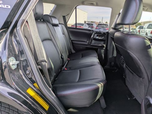 Used 2017 Toyota 4Runner SR5 image 28