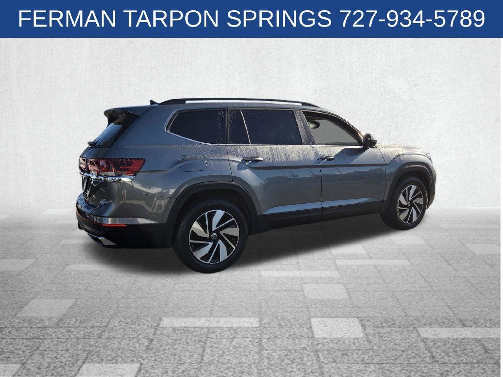 Used 2025 Volkswagen Atlas SE FWD image 7