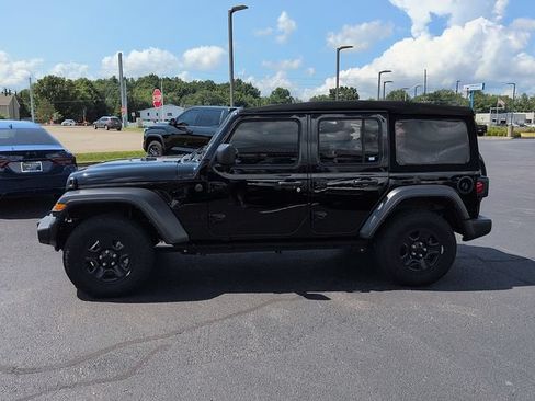 Used 2024 Jeep Wrangler Unlimited Sport AWD/4WD image 4