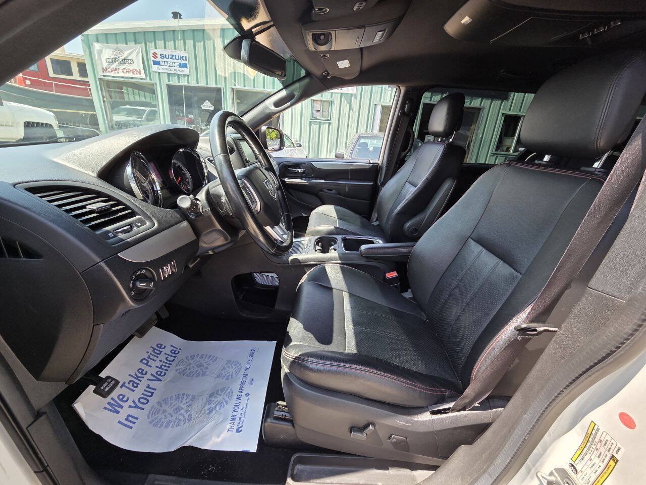 Used 2019 Dodge Grand Caravan GT FWD image 16