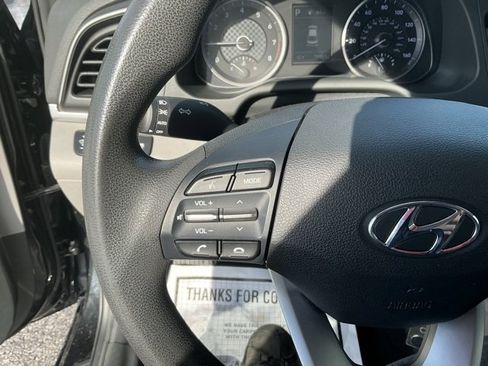 Used 2020 Hyundai Elantra SEL image 22