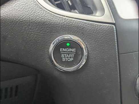 Used 2020 Ford Edge SEL AWD/4WD image 29
