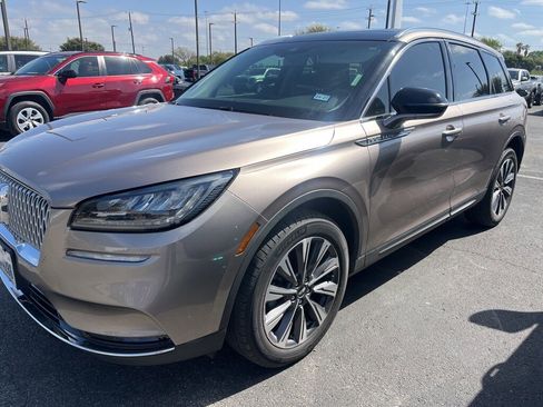 Used 2021 Lincoln Corsair Reserve w/ Elements Package image 1