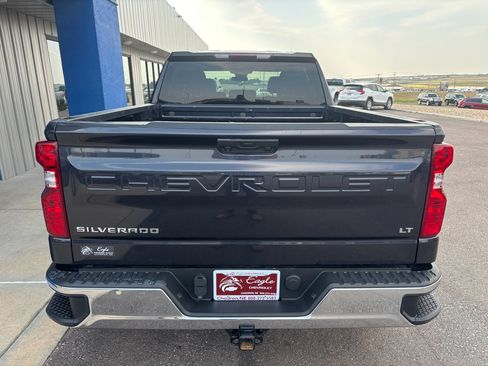 Used 2022 Chevrolet Silverado 1500 LT AWD/4WD image 7