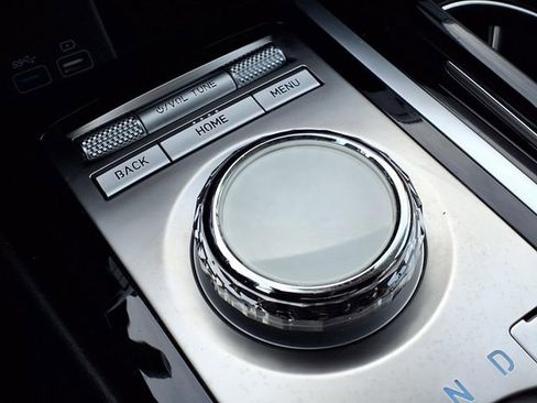 Used 2023 Genesis G80 2.5T image 14