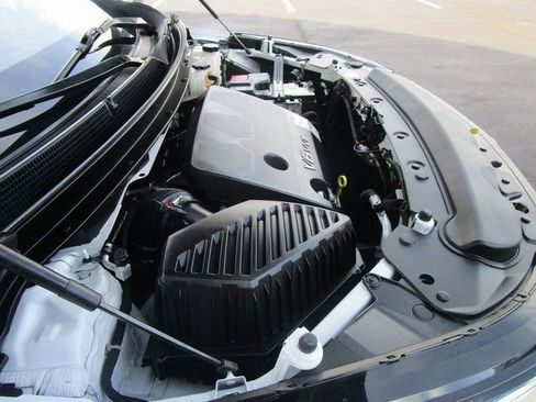 Certified 2023 Buick Enclave Essence image 10