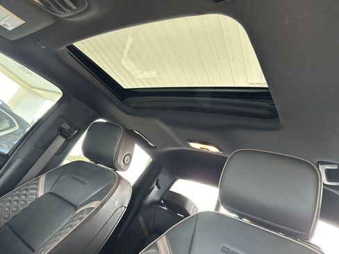 Certified 2023 GMC Canyon Denali image 34