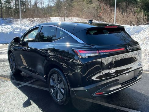 Used 2025 Nissan Murano SL image 3