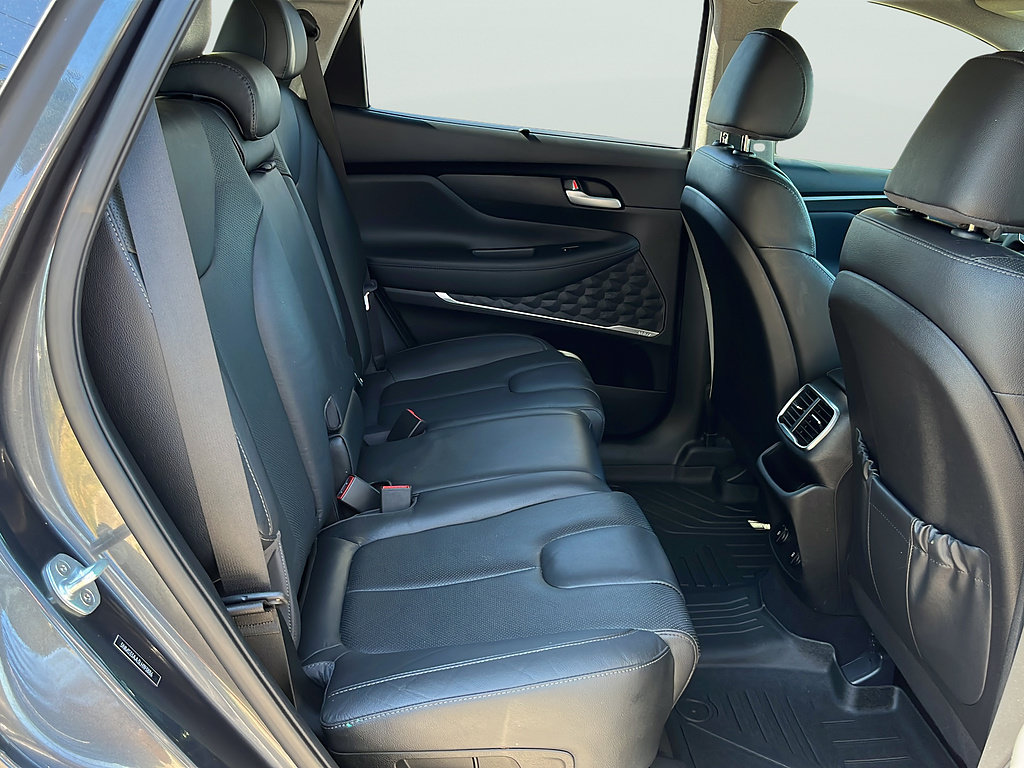 Used 2020 Hyundai Santa Fe SEL FWD image 15
