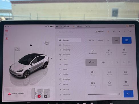 Used 2023 Tesla Model Y Long Range image 24