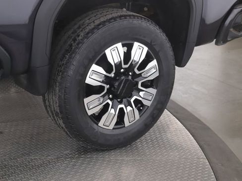 Used 2025 GMC Sierra 2500 Denali w/ Denali Reserve Package AWD/4WD image 14