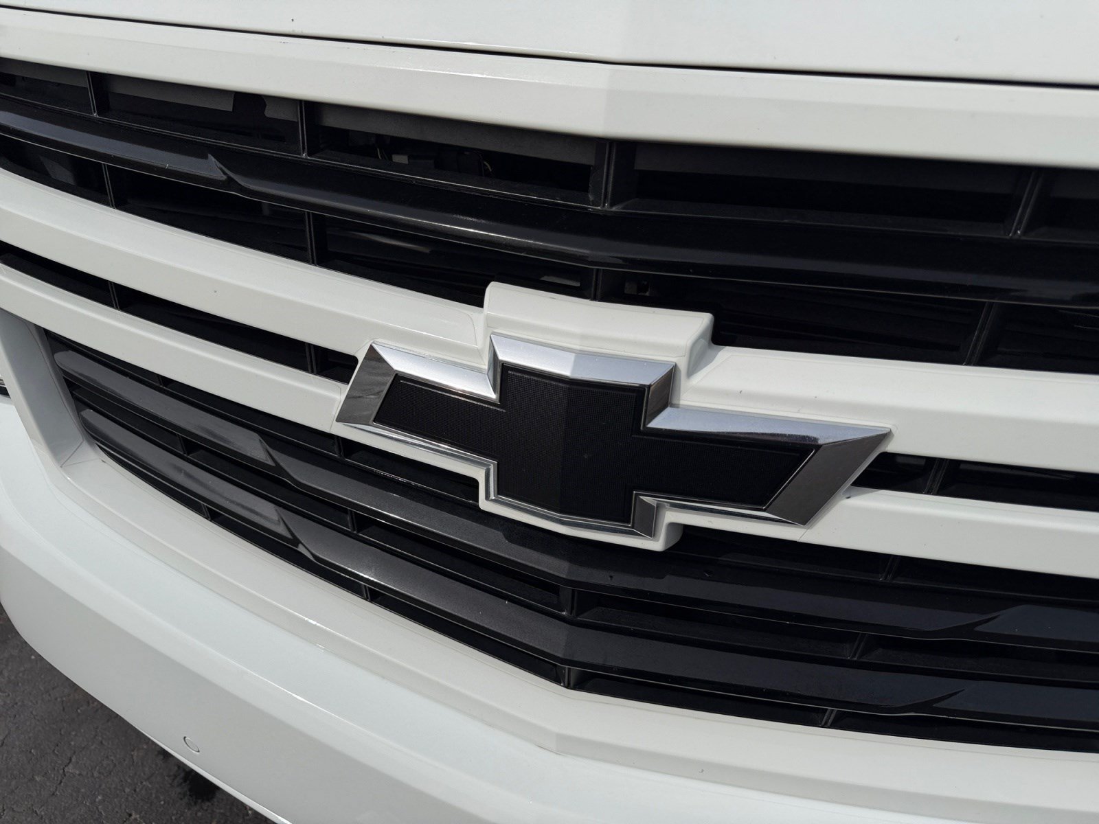 Used 2018 Chevrolet Tahoe Premier AWD/4WD image 22