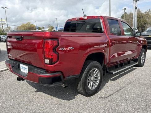 Certified 2025 Chevrolet Colorado LT w/ Advanced Trailering Package AWD/4WD image 5