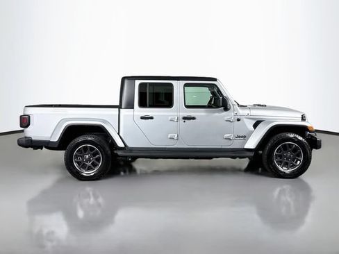 Used 2023 Jeep Gladiator Overland w/ Popular Equipment Package AWD/4WD image 10