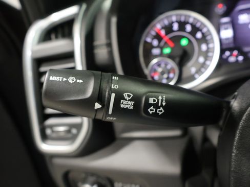 Used 2023 RAM 1500 Laramie AWD/4WD image 35