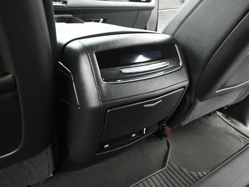Used 2021 Cadillac Escalade ESV Luxury AWD/4WD image 24