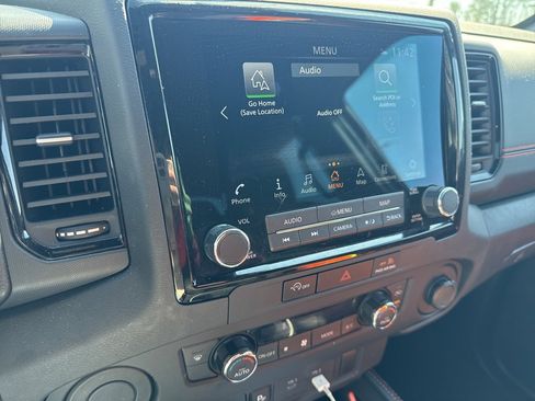 Used 2024 Nissan Frontier Pro-X w/ Technology Package image 5