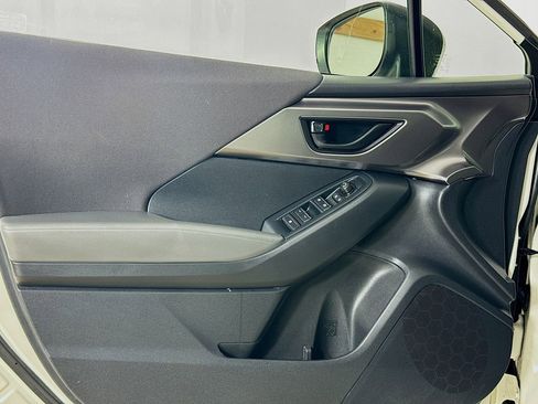 Certified 2024 Subaru Impreza 2.0i image 9