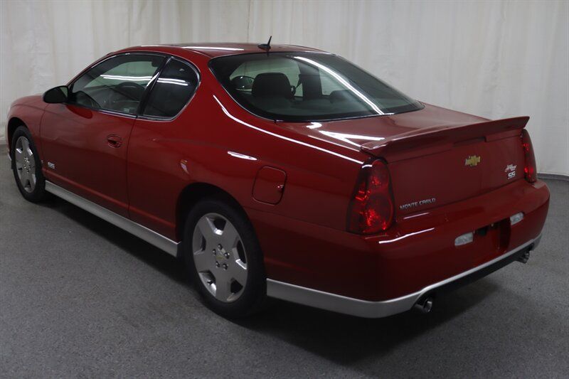 Used 2007 Chevrolet Monte Carlo SS w/ Convenience Package FWD image 5