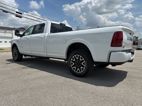 New 2025 RAM 2500 Limited image 13