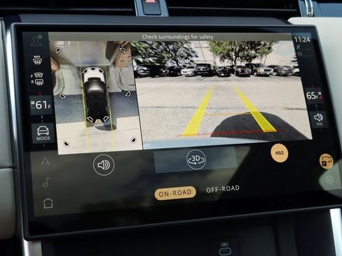 Certified 2025 Land Rover Discovery Sport S image 25