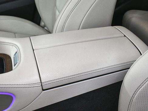 Used 2022 Mercedes-Benz GLE 350 4MATIC w/ Premium Package image 53