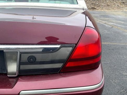 Used 2006 Mercury Grand Marquis LS image 20
