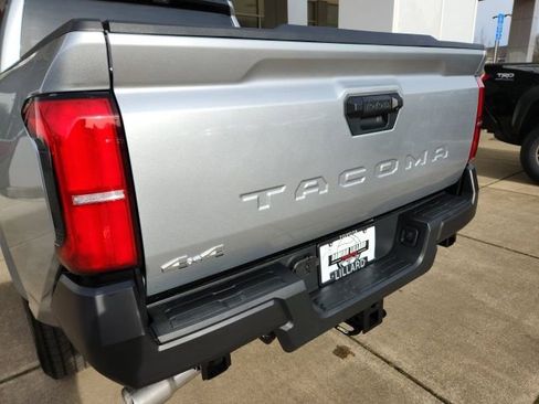 Certified 2026 Toyota Tacoma SR AWD/4WD image 8