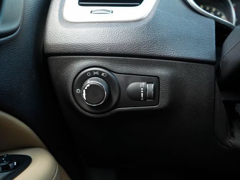 Used 2018 Jeep Compass Sport FWD image 28