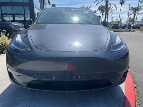 Used 2024 Tesla Model Y Long Range image 2
