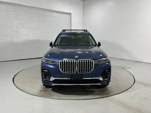 Used 2021 BMW X7 xDrive40i w/ Parking Assistance Package AWD/4WD image 16