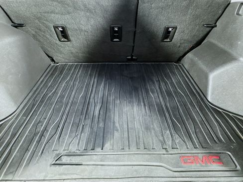 Used 2019 GMC Terrain SLE w/ Driver Convenience Package FWD image 33